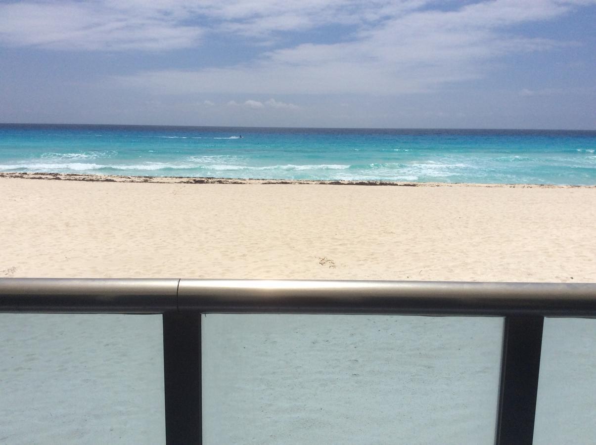 Villa Del Mar 10 B&B Zona Hotelera カンクン エクステリア 写真
